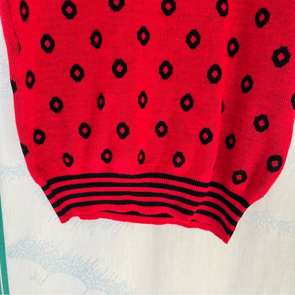 Vintage 90s Red Black Polka Dot Acrylic Sweater small clown funky bold - Picture 9 of 9